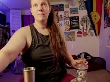 Freechat smokihippi on Chaturbate