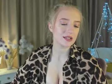 stacy_riiver — Lick your finger on camera #blonde #smoke #natural #cum2cum #nonude [18 tokens remaining]