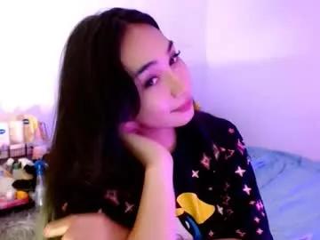 Freechat sweetlilly_18 on Chaturbate
