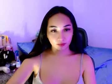 Freechat sweetlilly_18 on Chaturbate
