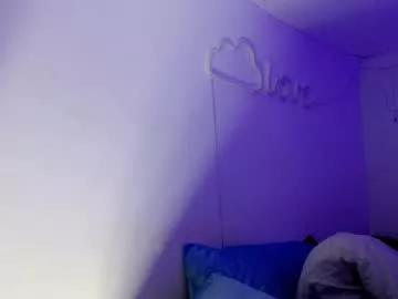 Freechat sweetlilly_18 on Chaturbate