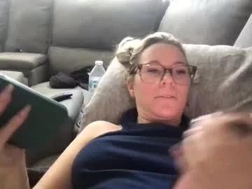 Freechat texas_blonde on Chaturbate