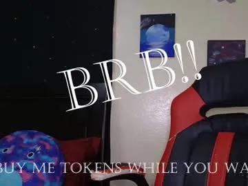 Freechat toxiclilly on Chaturbate