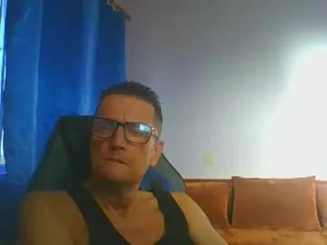 Freechat ulmeni4 on Chaturbate