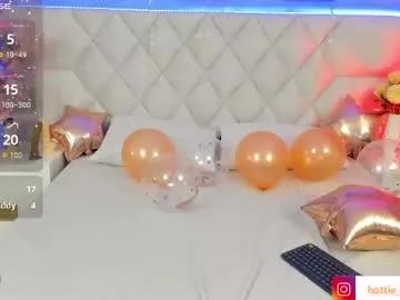 Freechat viollet_xoxo on Chaturbate