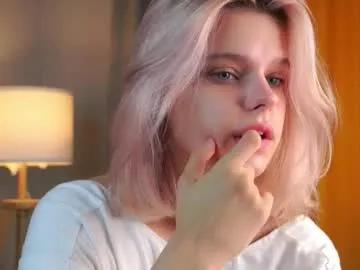 Freechat willalwaysloveyouuuuu on Chaturbate