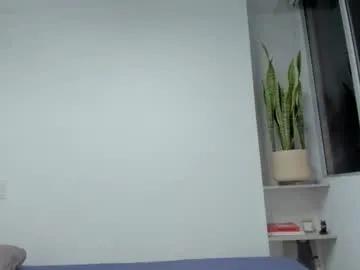 xavier_colleman — Happy weekend,  Let's have some fun OIL FLEX NAKED #muscle #bigcock #master #ebony  #bbc [200 tokens remaining]