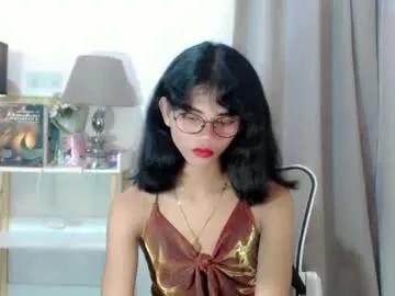 Freechat yourfavoratevivian on Chaturbate