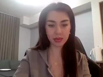 Freechat zeralinee on Chaturbate