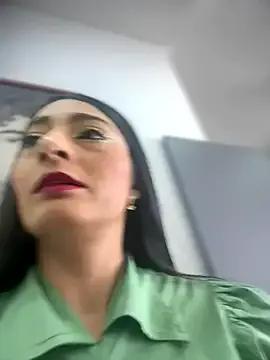 Freechat _Bella-Office1 on StripChat