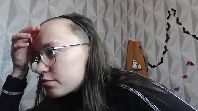 Freechat Aelita_bb on StripChat