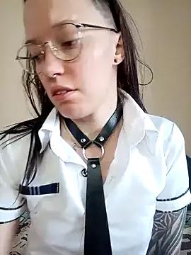 Freechat Aelita_bb on StripChat