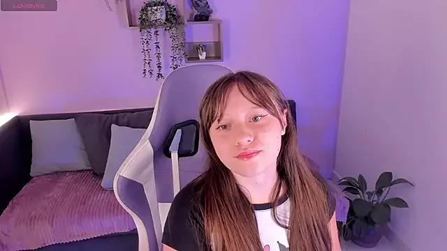 Freechat AliciaMoonx on StripChat