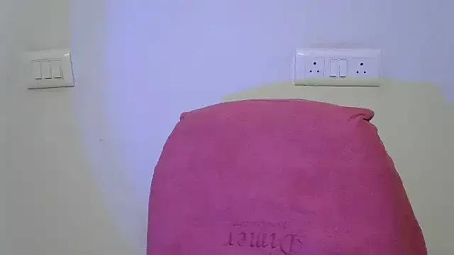 Freechat amrita2210 on StripChat