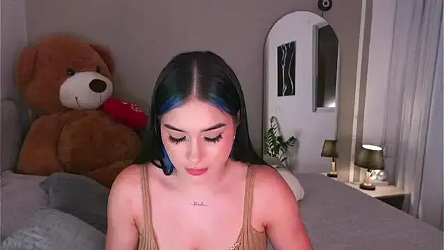 AnnyHizzle on StripChat 