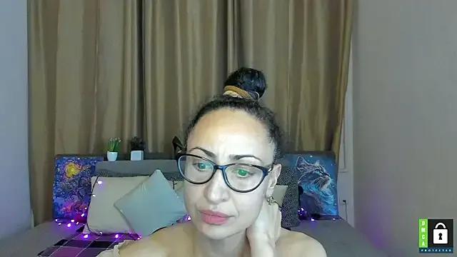 Freechat Arianasweety23 on StripChat