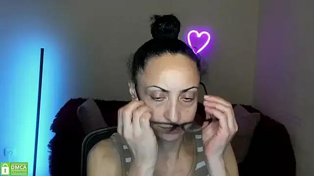 Freechat Arianasweety23 on StripChat