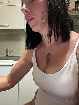 Baby_Panther — CHIAMO IL VICINO E FACCIO LA PORCA 