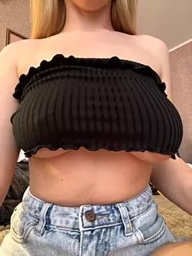 Freechat Best-B00bs on StripChat