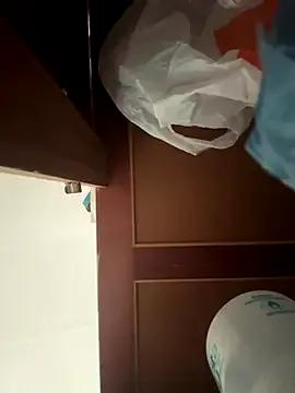 Freechat Bombomziin on StripChat