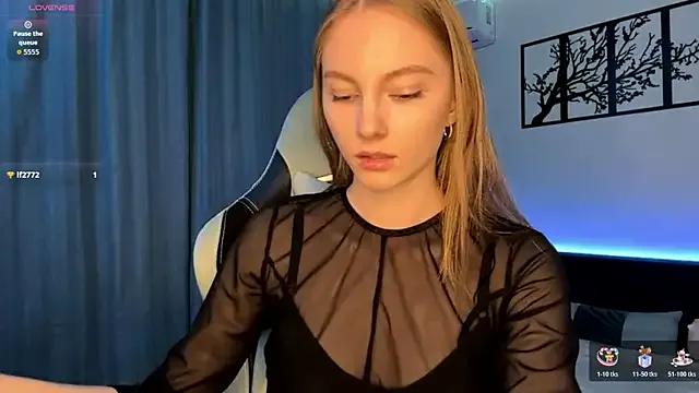 Private BrightAnnie on StripChat