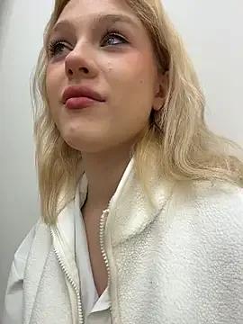 Freechat CaitlinSugar on StripChat