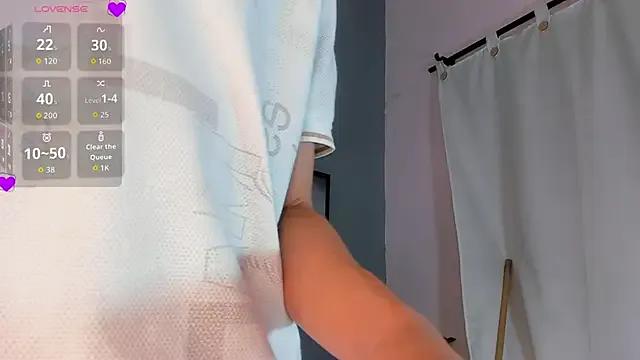 Freechat camillo_virgil on StripChat