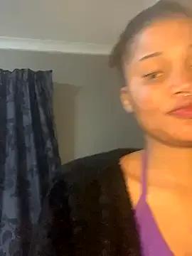 Freechat cardibabe on StripChat