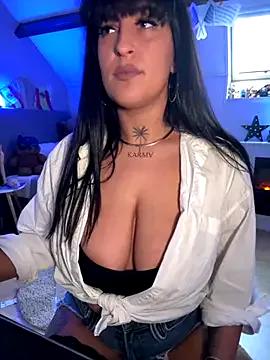 Freechat CarolaDrago on StripChat