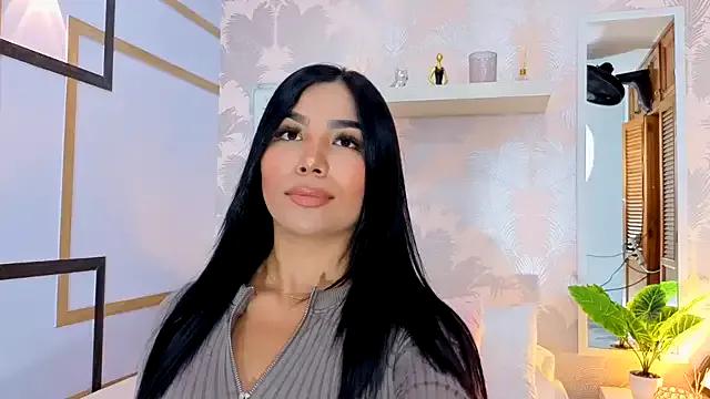 CharlotteGraay — twerking with oil in your ass 