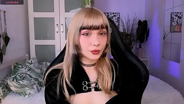 Freechat Cherry_Bite on StripChat