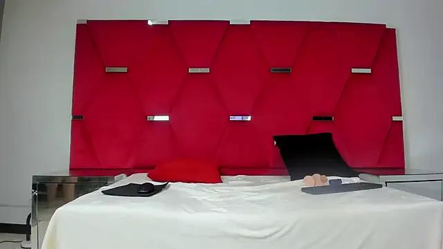 Cloe_Davis — caress my soft clit for you