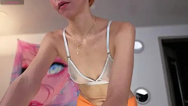 Freechat colette_e on StripChat