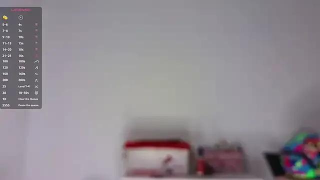 Freechat colette_e on StripChat