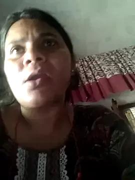 Freechat couple_71 on StripChat