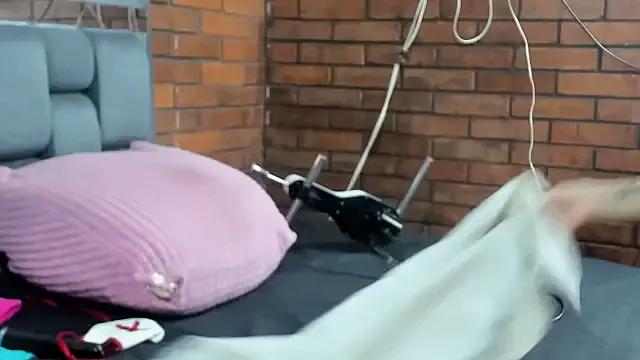 Freechat Couple_Gold69 on StripChat