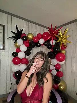 cowgirlc — Tits out for 15+ minutes