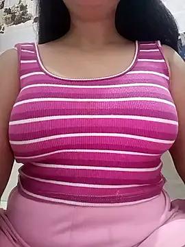Freechat cute-mahek on StripChat