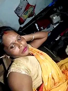 Freechat cute_diya_12 on StripChat