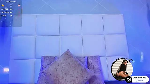 Freechat danii_hill_ on StripChat