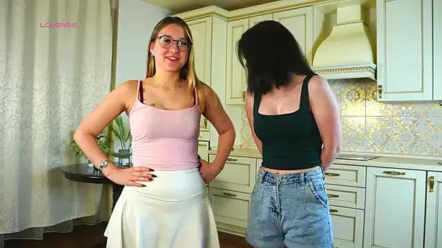 Freechat DarelleFaux on StripChat