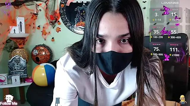 Freechat DestinyHills on StripChat