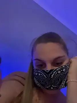 Group dirty_coupleXxXx on StripChat