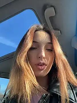 Freechat DollyTall on StripChat