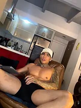 Freechat Dominiofit on StripChat