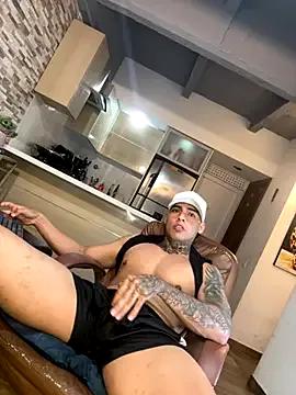 Dominiofit — Hard Dick