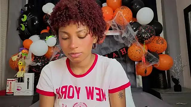 Effie_cooper on StripChat 