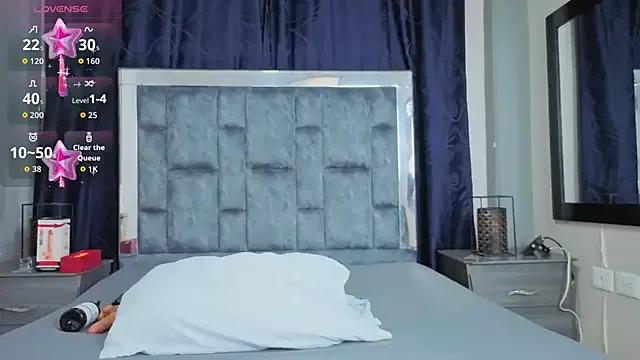 Effie_cooper on StripChat 