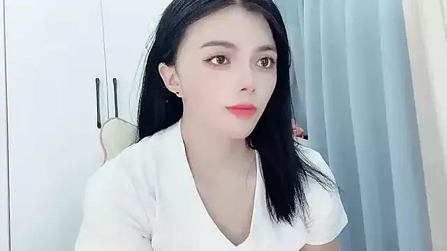 Freechat Eloise131499 on StripChat