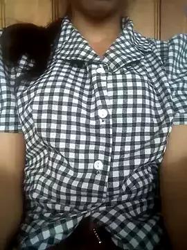 emaame68 on StripChat 